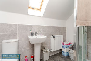 En-Suite- click for photo gallery